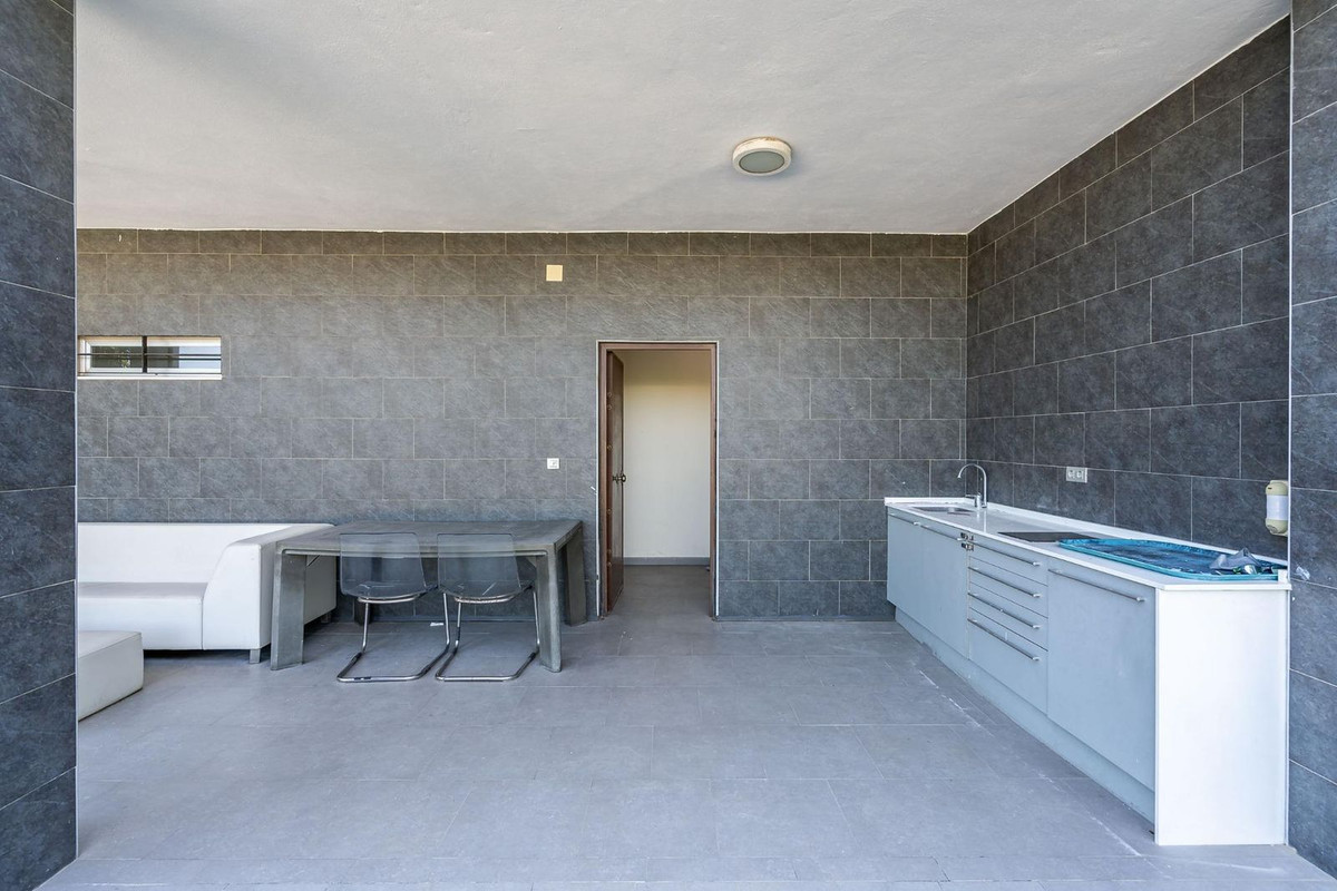 Se vende Villa - Chalet de 5 dormitorios en Costa Del Sol, Málaga, España