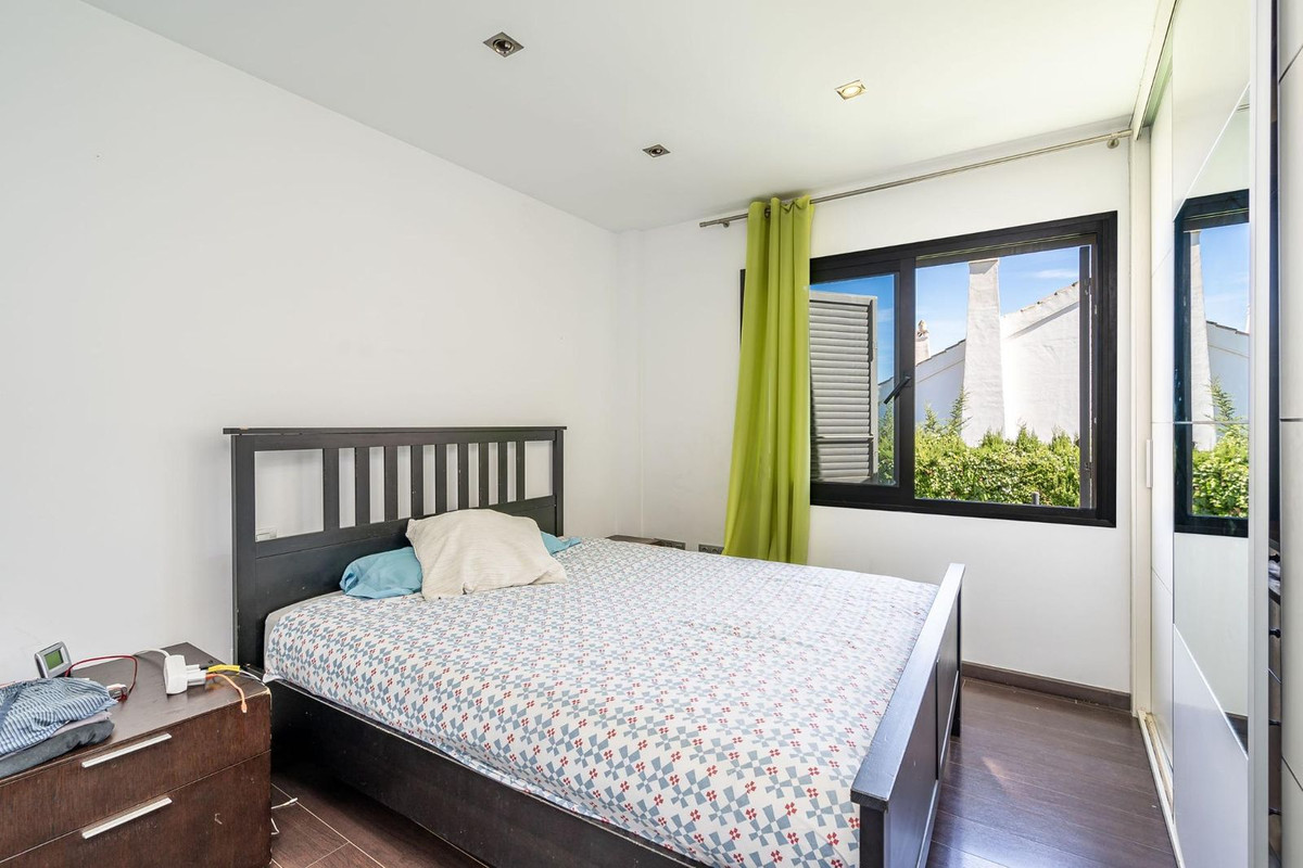 Se vende Villa - Chalet de 5 dormitorios en Costa Del Sol, Málaga, España