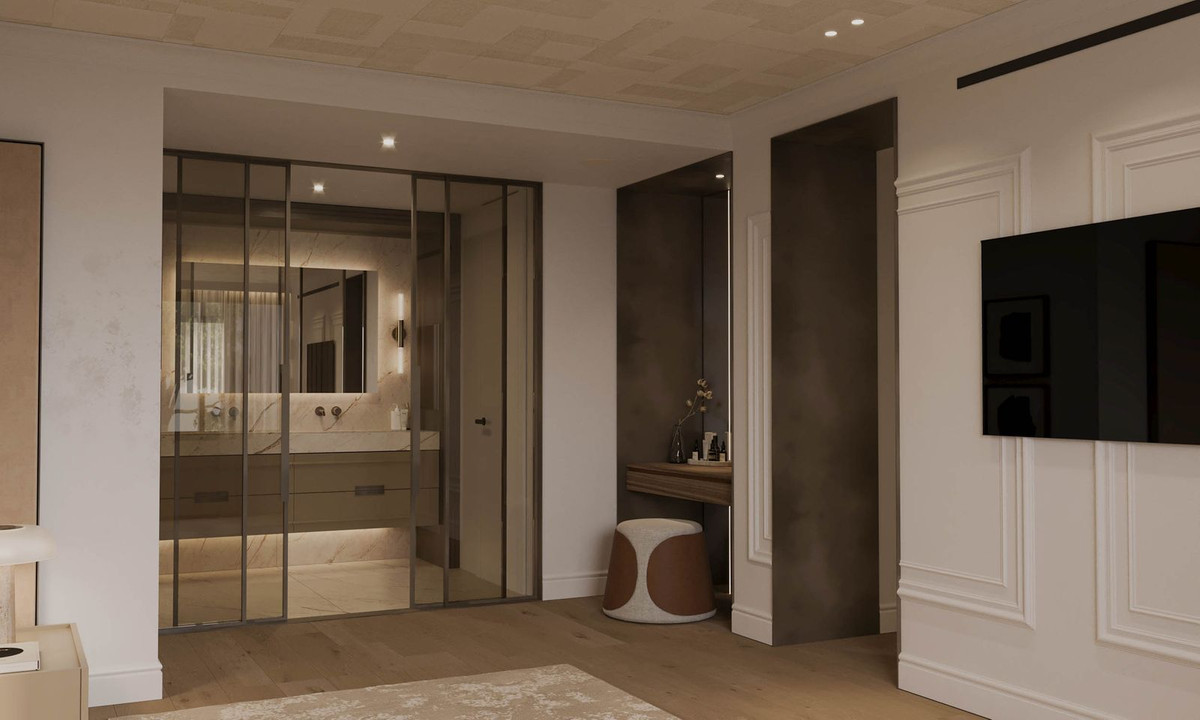 4 Bed Townhouse for sale in Nueva Andalucía Costa Del Sol, Málaga, Spain