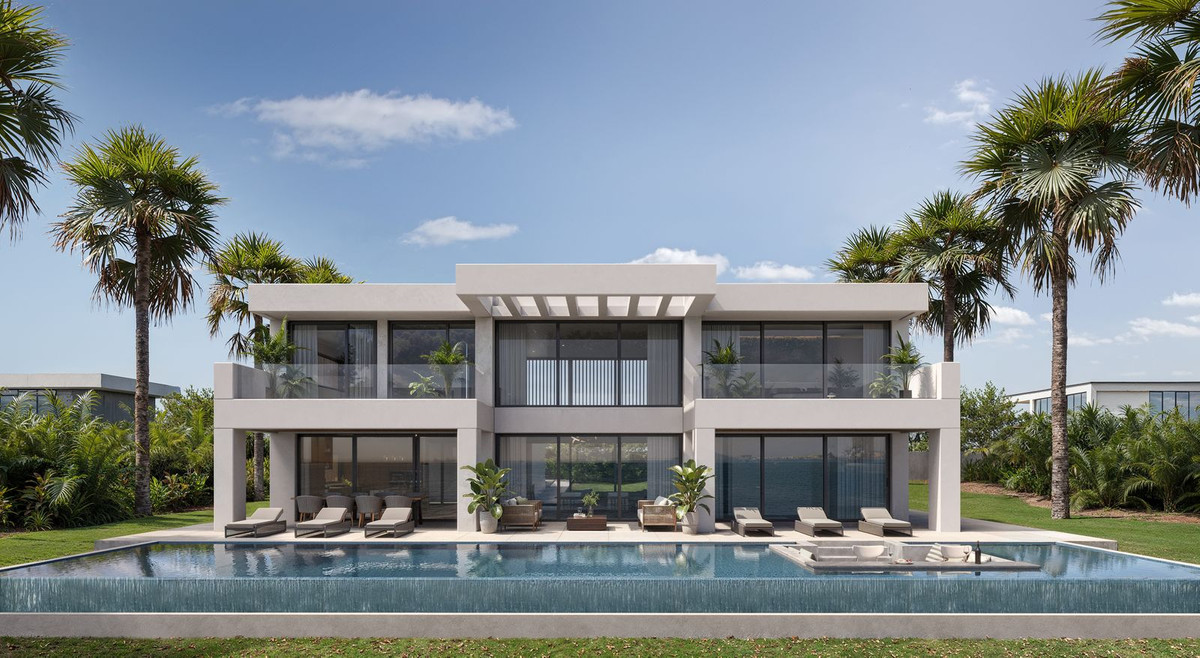 Se vende Villa - Chalet de 4 dormitorios en Costa Del Sol, Málaga, España
