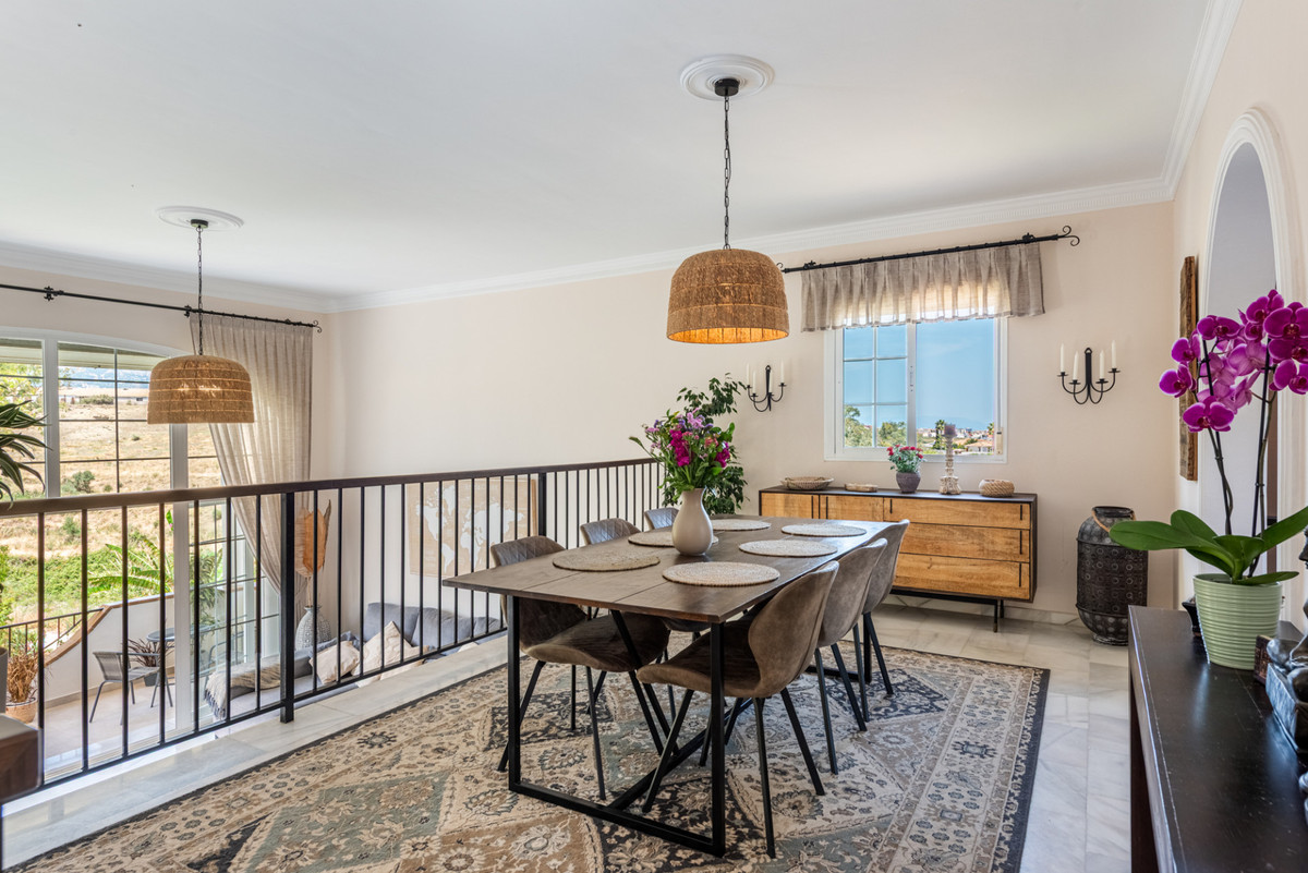 5 Bed Townhouse for sale in Mijas Costa Del Sol, Málaga, Spain