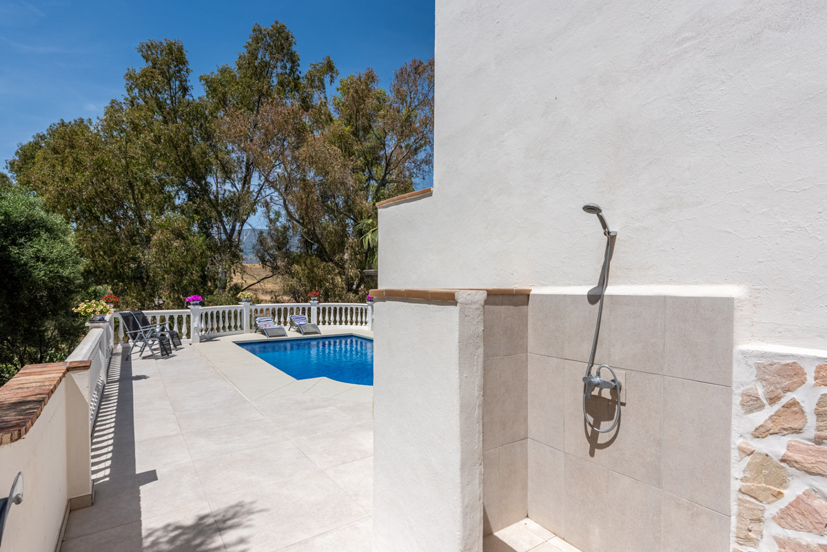 5 Bed Townhouse for sale in Mijas Costa Del Sol, Málaga, Spain