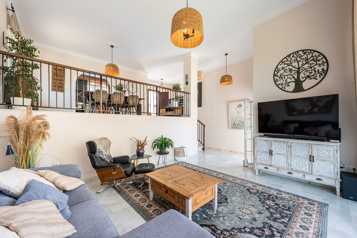 5 Bed Townhouse for sale in Mijas Costa Del Sol, Málaga, Spain