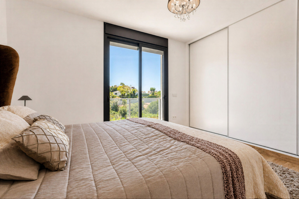 Se vende Villa - Chalet de 4 dormitorios en Costa Del Sol, Málaga, España
