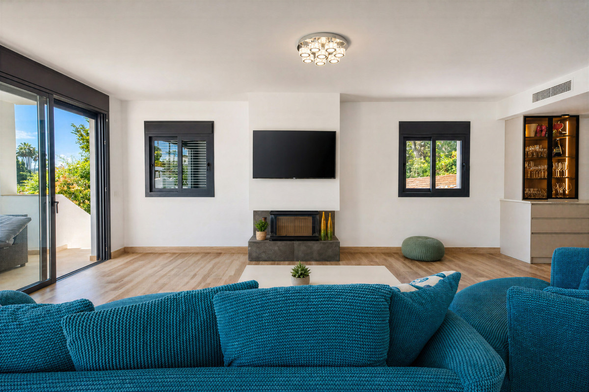Se vende Villa - Chalet de 4 dormitorios en Costa Del Sol, Málaga, España