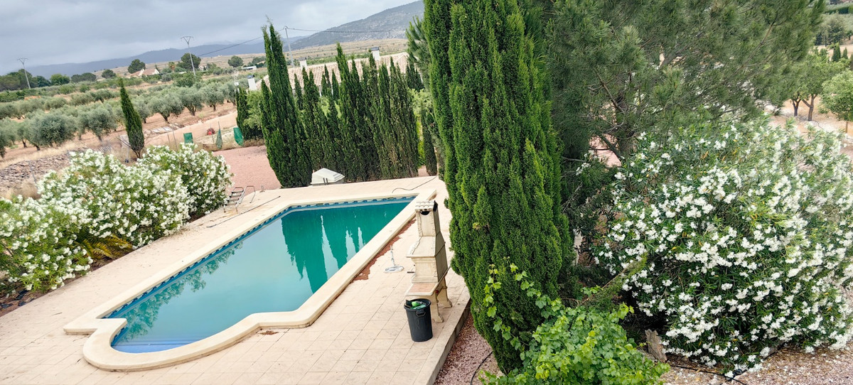 3 Bed Townhouse for sale in Pinoso Costa Blanca, Alicante, Spain
