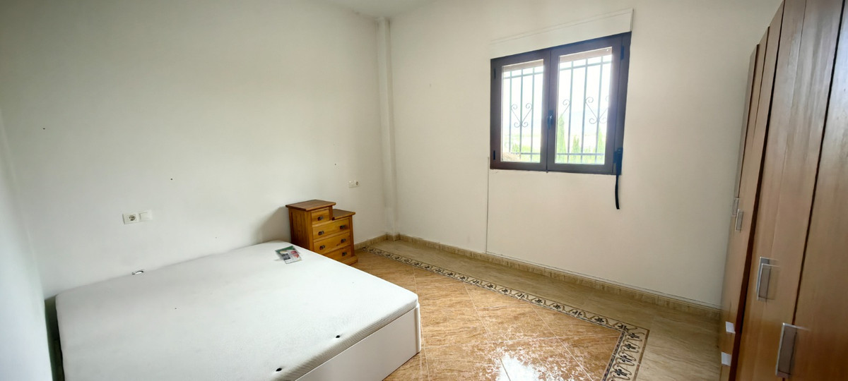 3 Bed Townhouse for sale in Pinoso Costa Blanca, Alicante, Spain