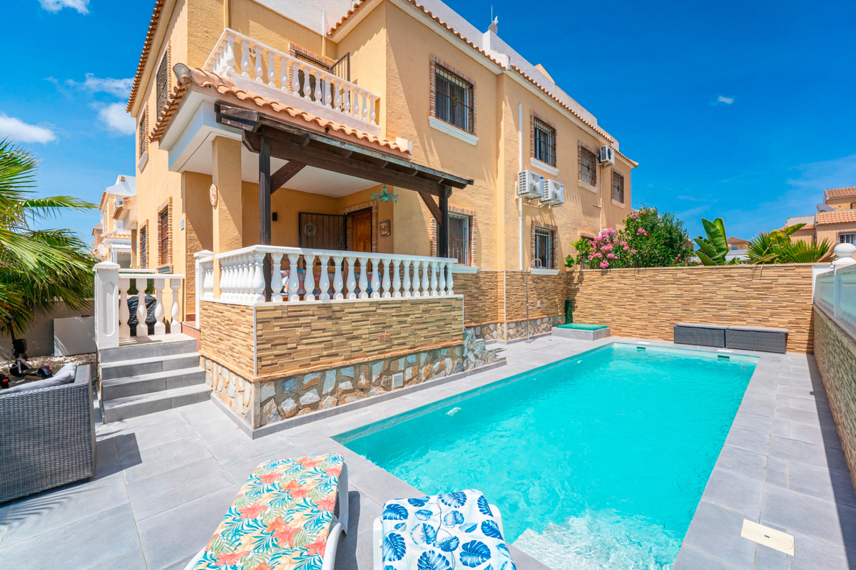 3 Bed Townhouse for sale in Ciudad Quesada Costa Blanca, Alicante, Spain
