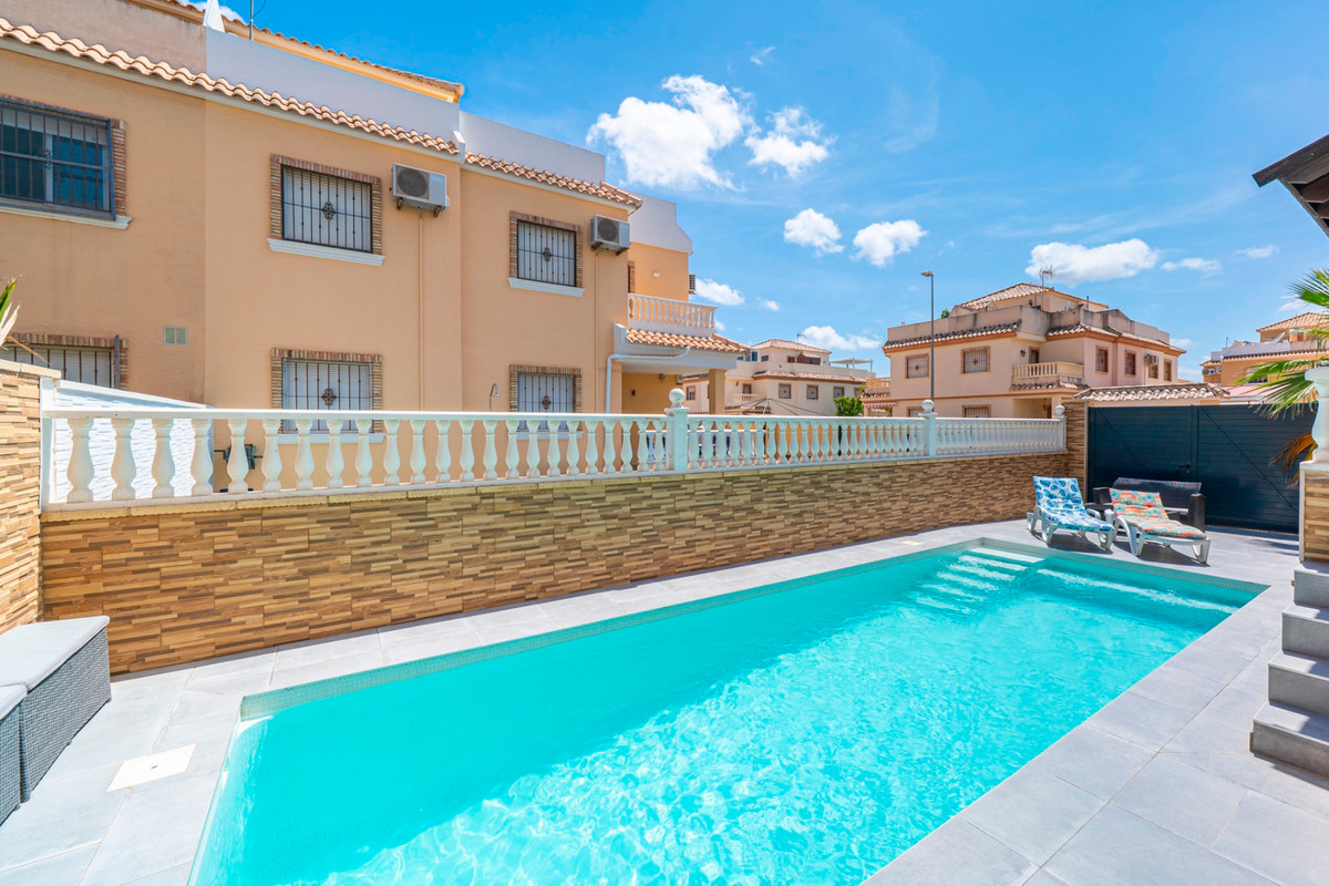 3 Bed Townhouse for sale in Ciudad Quesada Costa Blanca, Alicante, Spain
