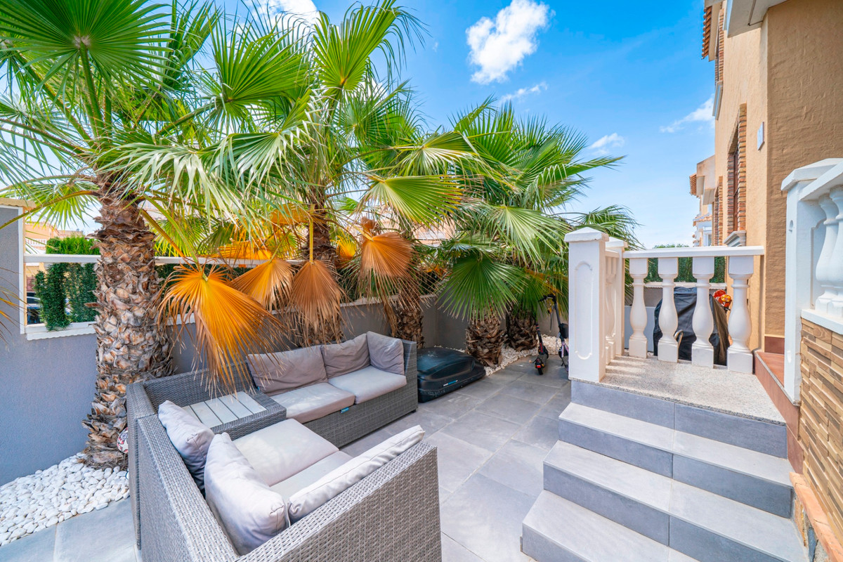 3 Bed Townhouse for sale in Ciudad Quesada Costa Blanca, Alicante, Spain