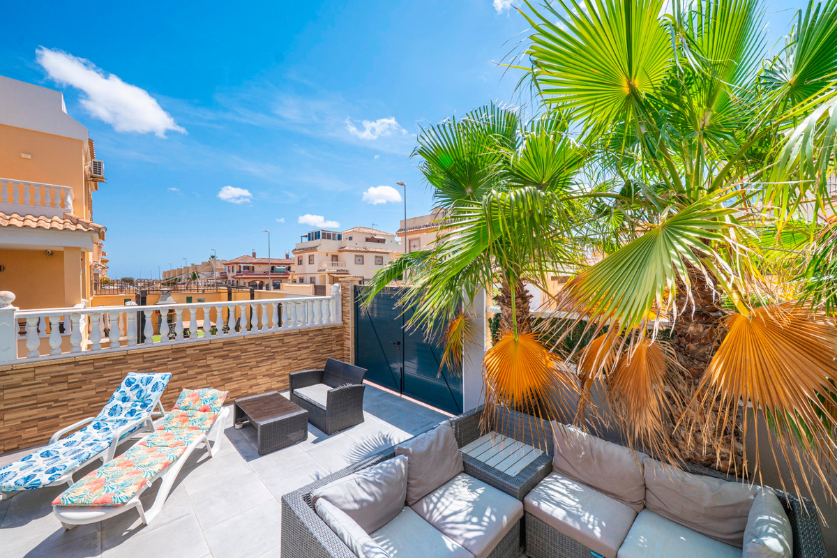 3 Bed Townhouse for sale in Ciudad Quesada Costa Blanca, Alicante, Spain