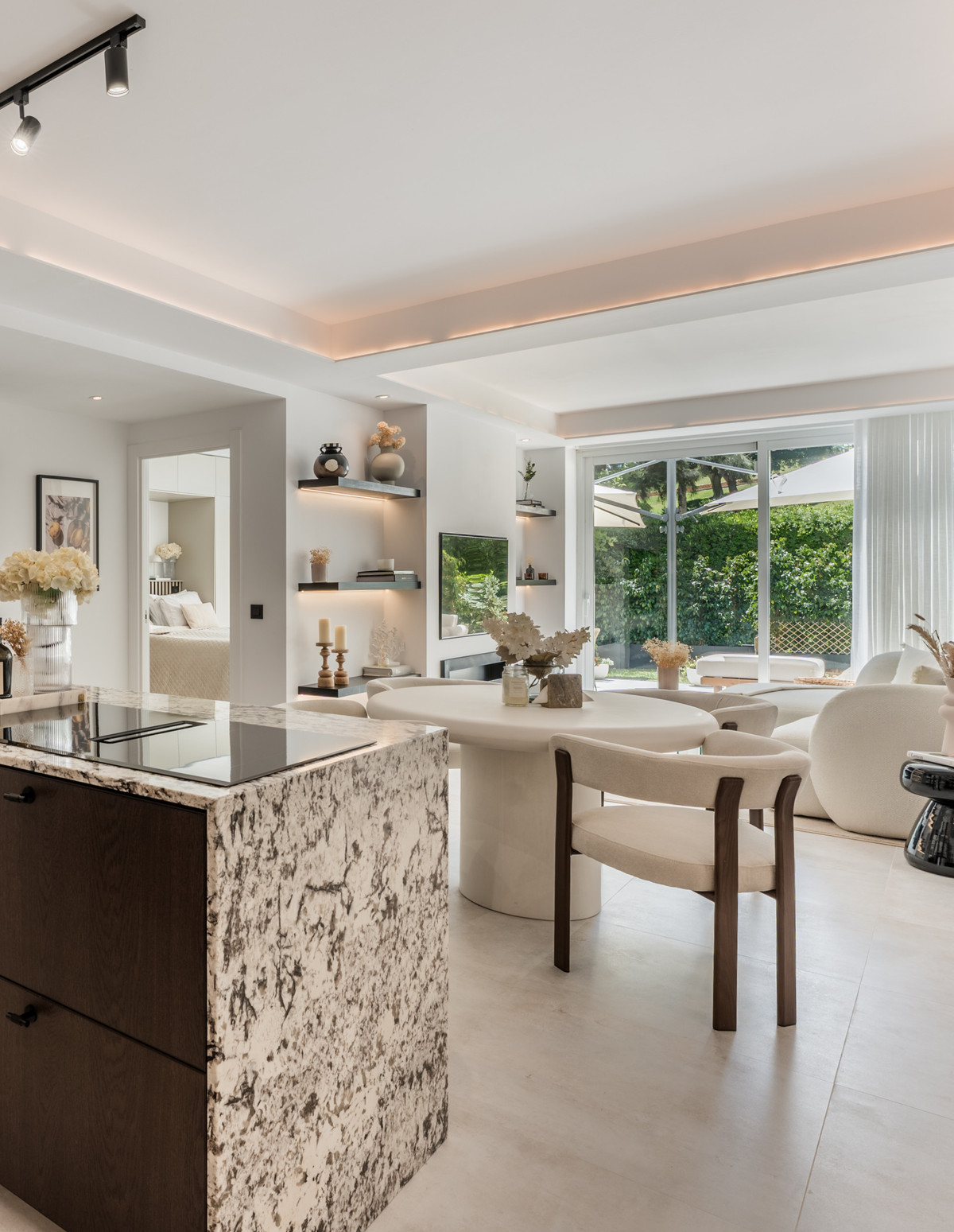 3 Bed Apartment for sale in La Quinta Costa Del Sol, Málaga, Spain