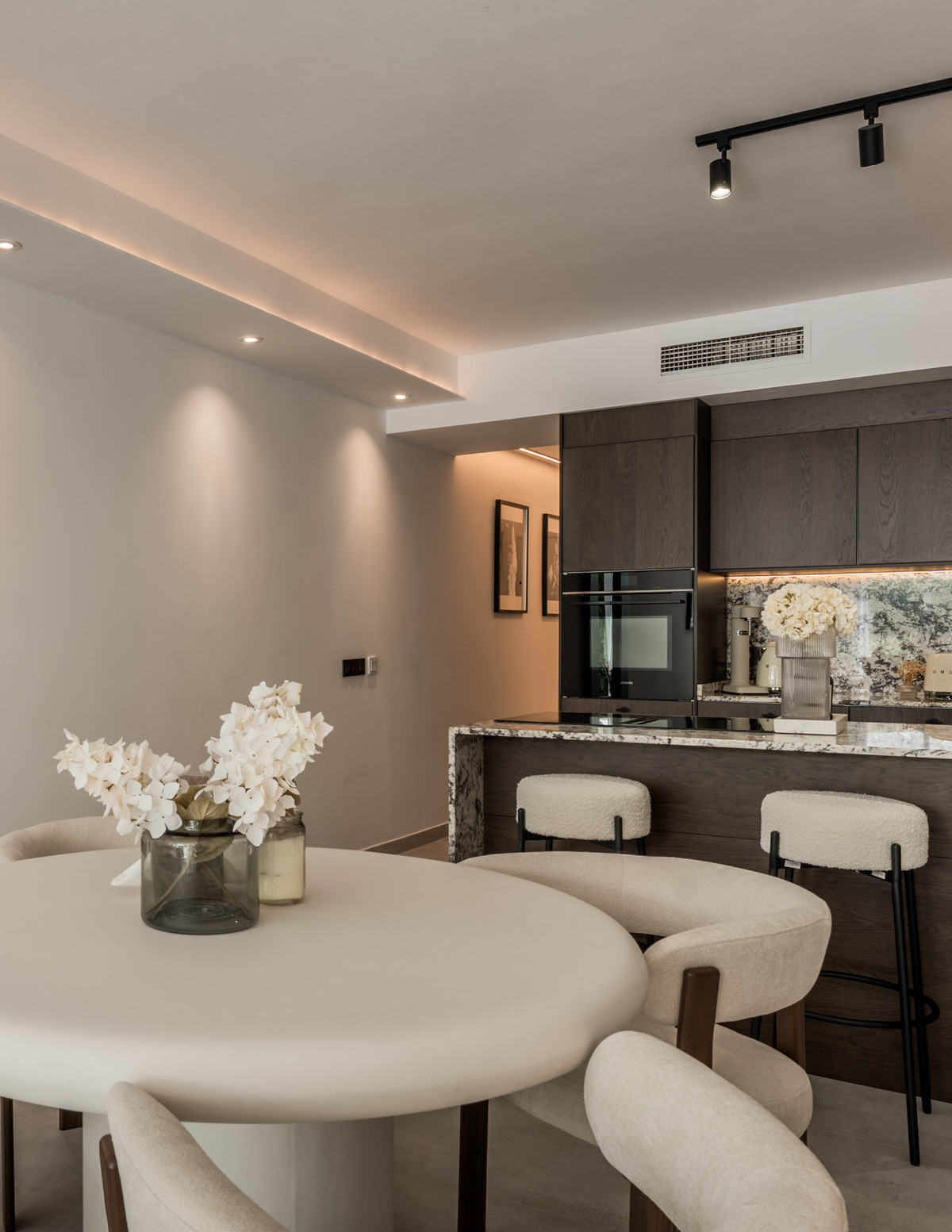 3 Bed Apartment for sale in La Quinta Costa Del Sol, Málaga, Spain