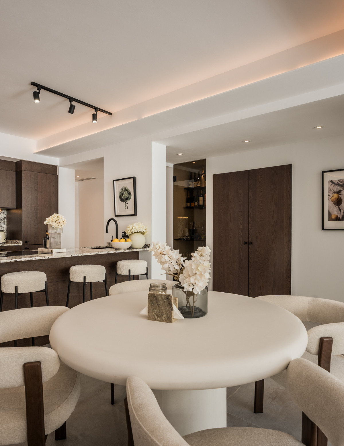 3 Bed Apartment for sale in La Quinta Costa Del Sol, Málaga, Spain