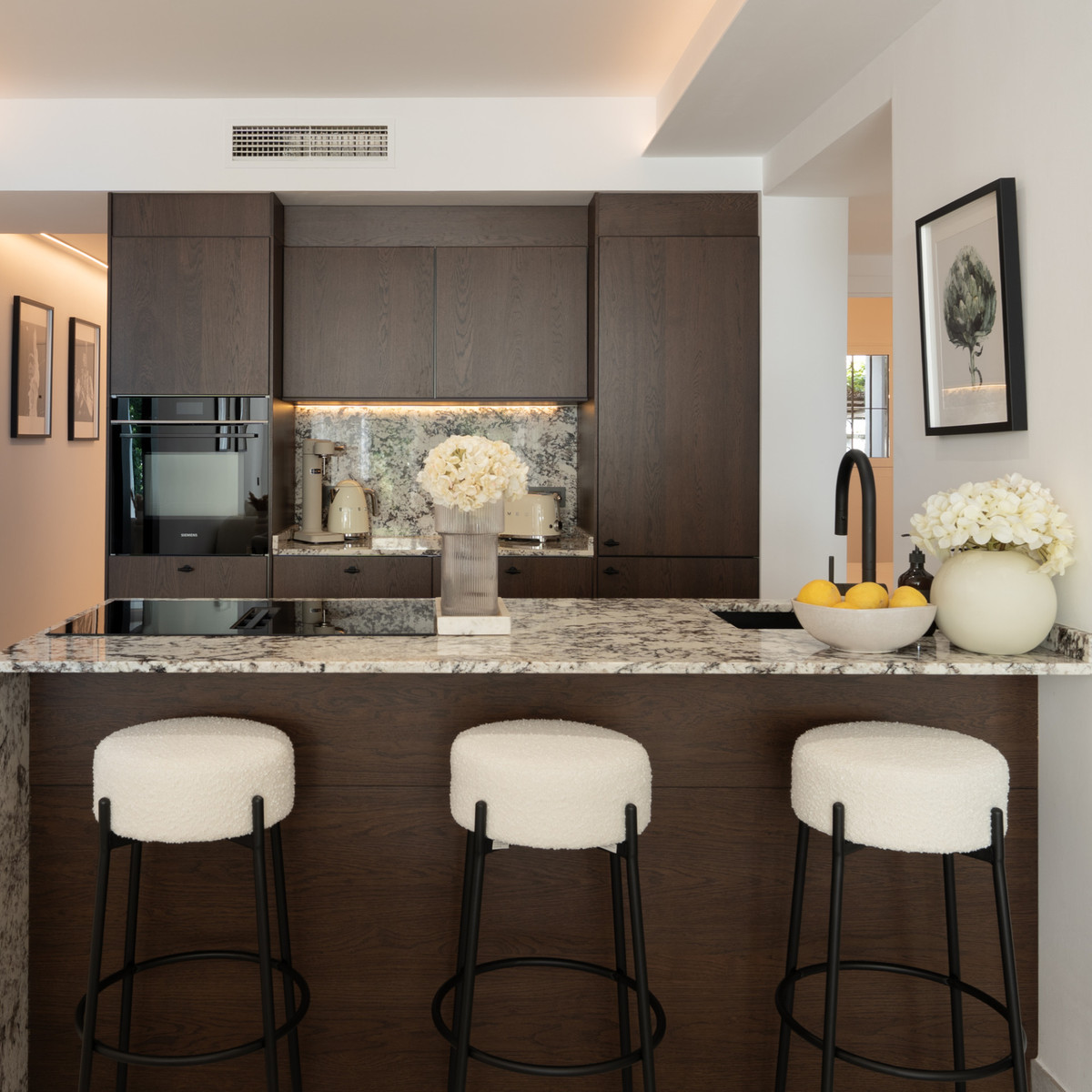 3 Bed Apartment for sale in La Quinta Costa Del Sol, Málaga, Spain
