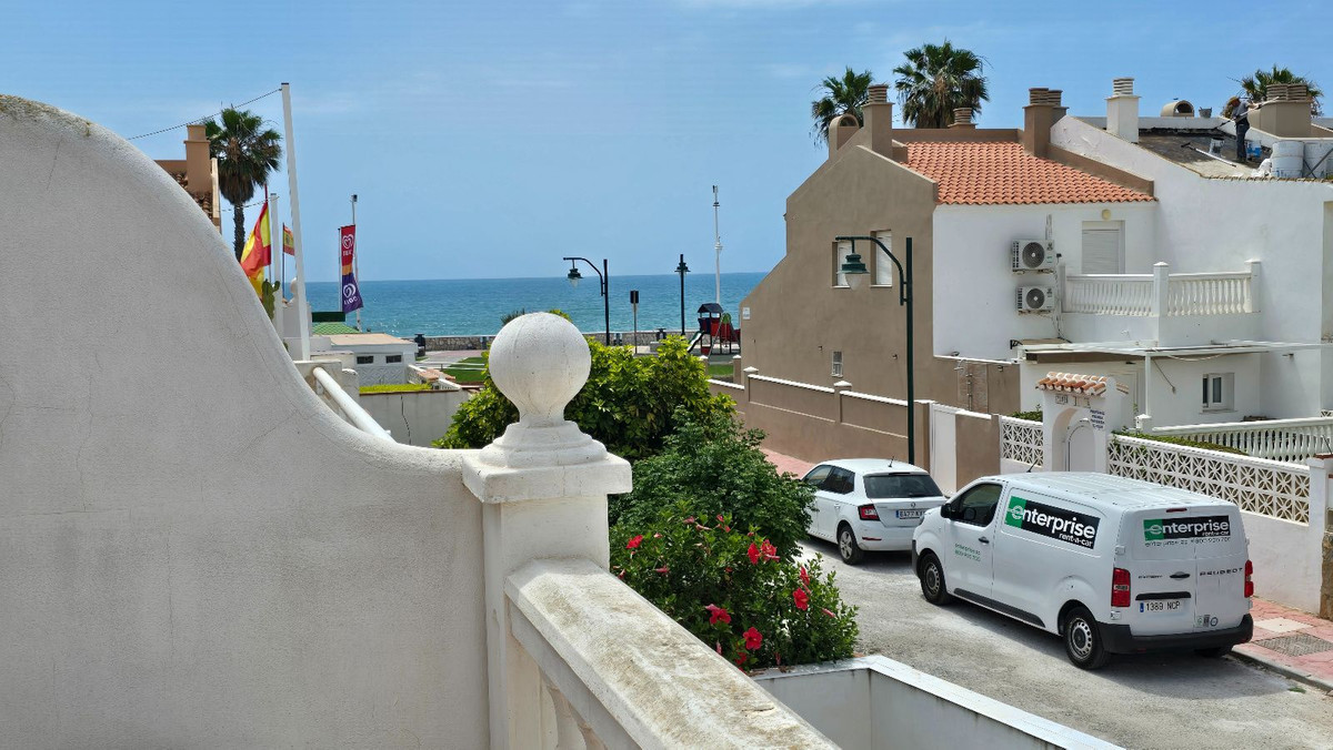 4 Bed Townhouse for sale in Málaga Costa Del Sol, Málaga, Spain