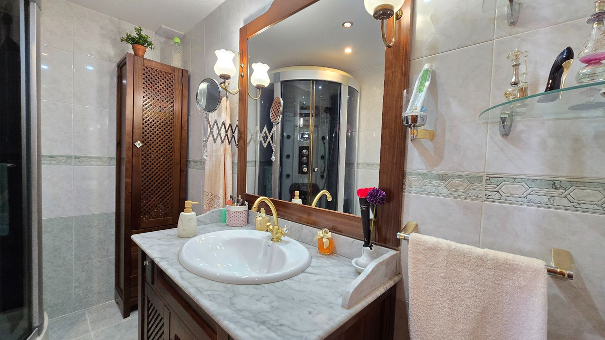 4 Bed Townhouse for sale in Málaga Costa Del Sol, Málaga, Spain