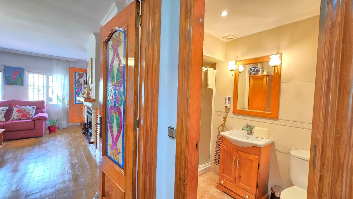 4 Bed Townhouse for sale in Málaga Costa Del Sol, Málaga, Spain