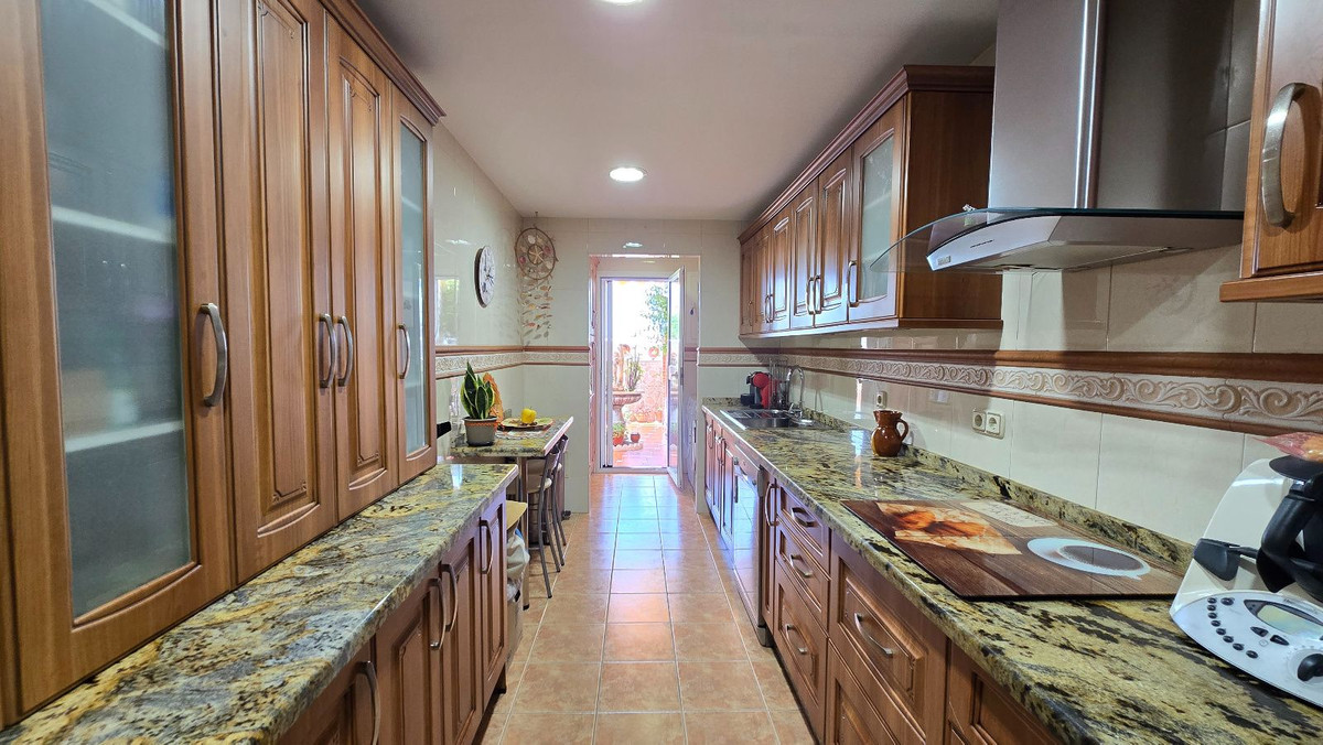 4 Bed Townhouse for sale in Málaga Costa Del Sol, Málaga, Spain