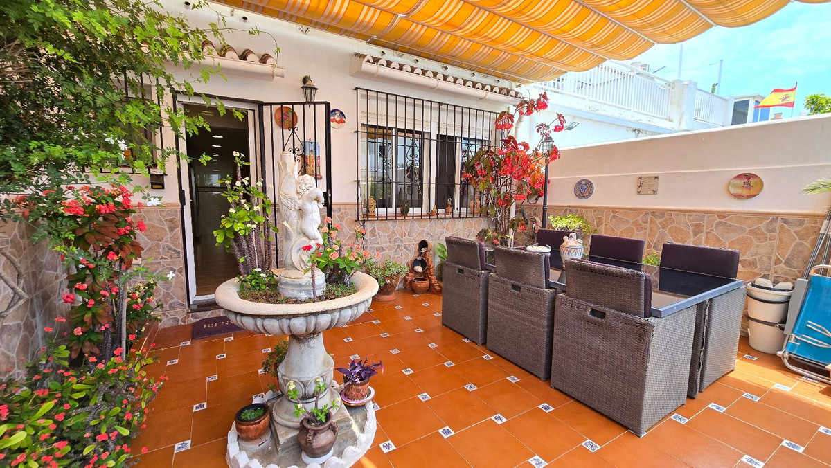 4 Bed Townhouse for sale in Málaga Costa Del Sol, Málaga, Spain