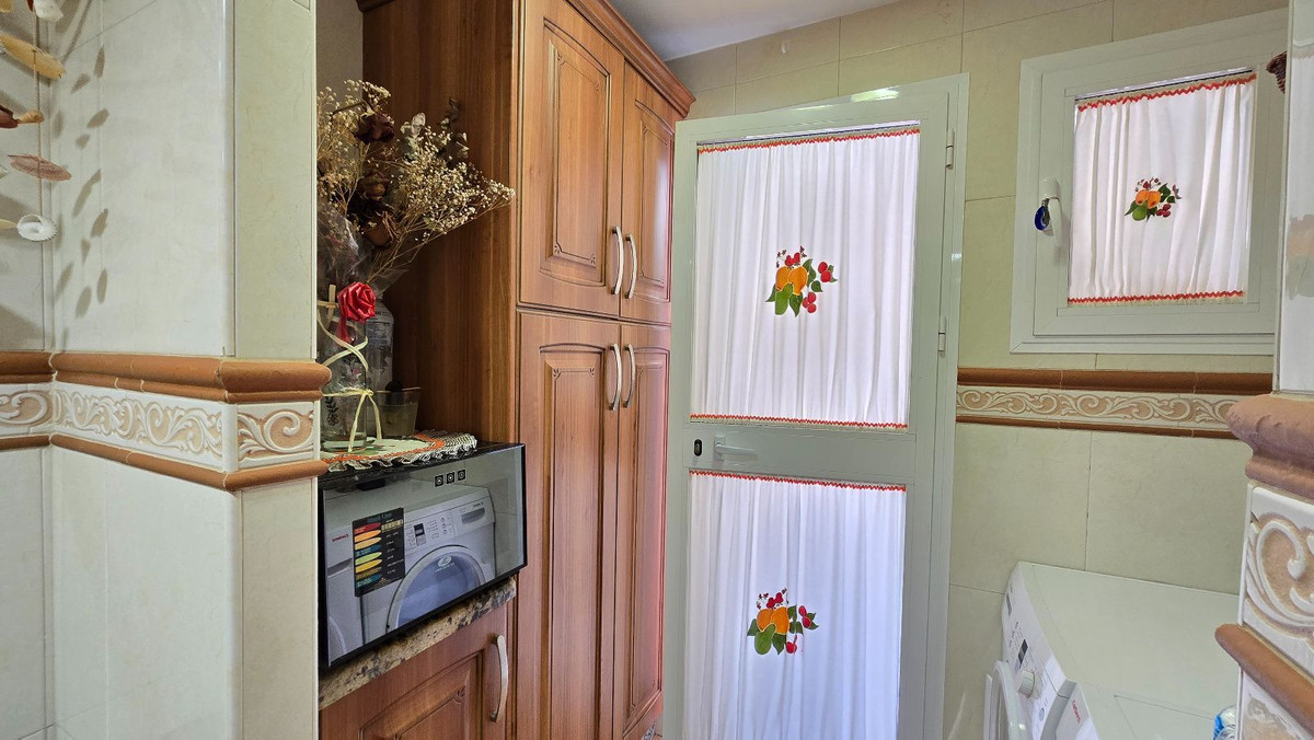 4 Bed Townhouse for sale in Málaga Costa Del Sol, Málaga, Spain