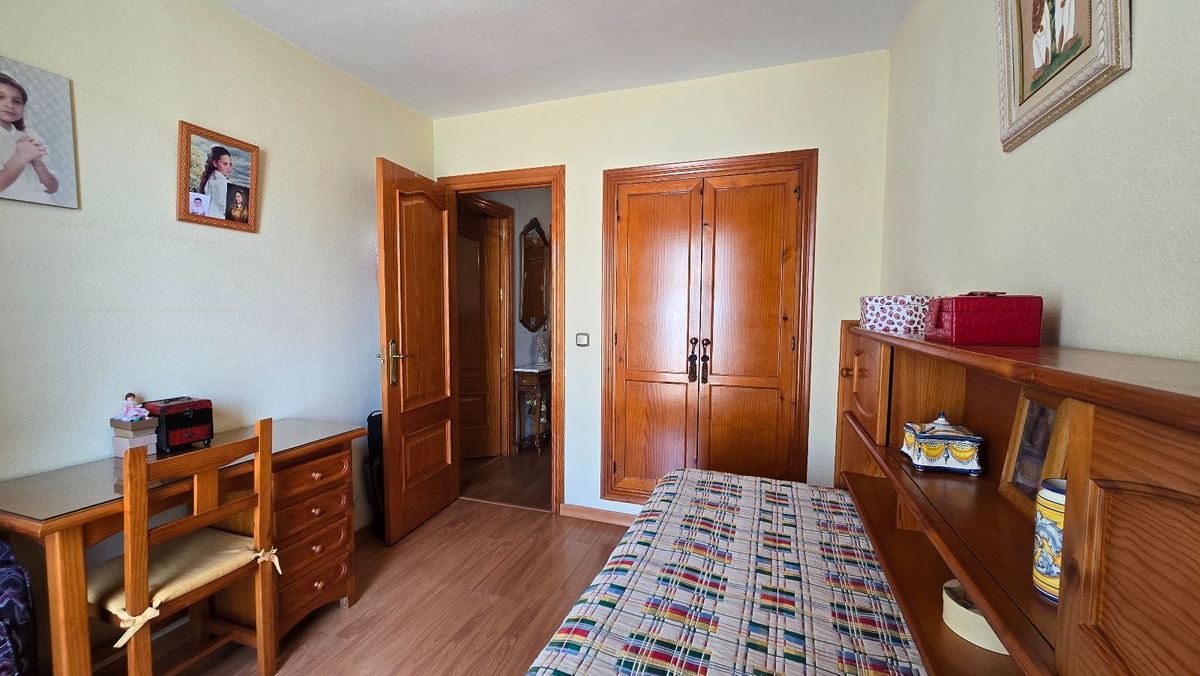 4 Bed Townhouse for sale in Málaga Costa Del Sol, Málaga, Spain