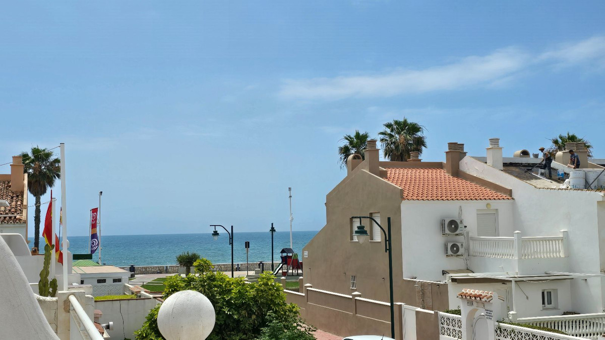 4 Bed Townhouse for sale in Málaga Costa Del Sol, Málaga, Spain