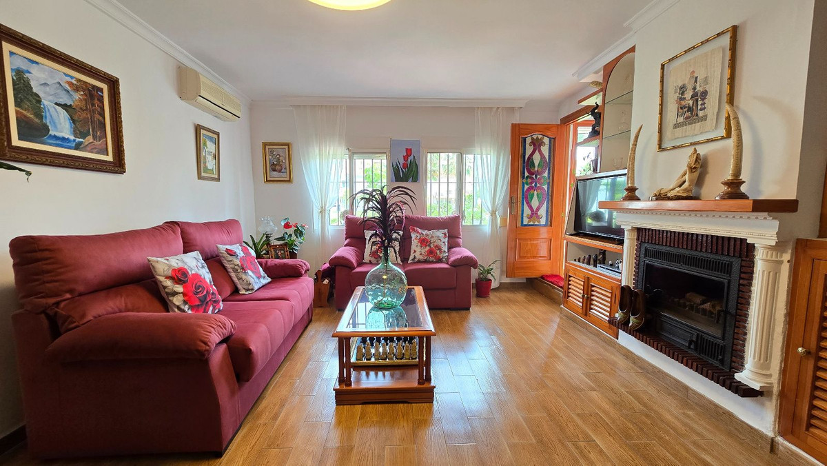 4 Bed Townhouse for sale in Málaga Costa Del Sol, Málaga, Spain
