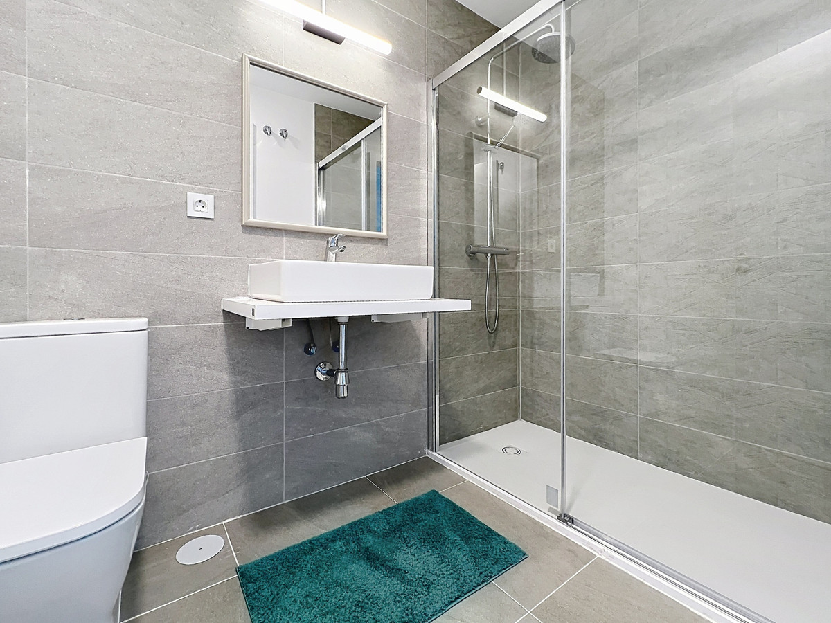 Se vende Adosada de 4 dormitorios en Costa Del Sol, Málaga, España
