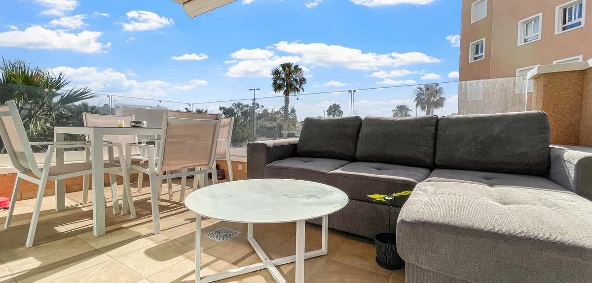 Se vende Apartamento Planta Baja de 3 dormitorios en Costa Blanca, Alicante, España