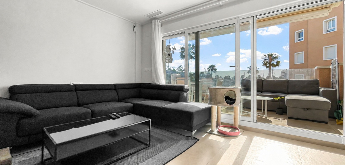 Se vende Apartamento Planta Baja de 3 dormitorios en Costa Blanca, Alicante, España