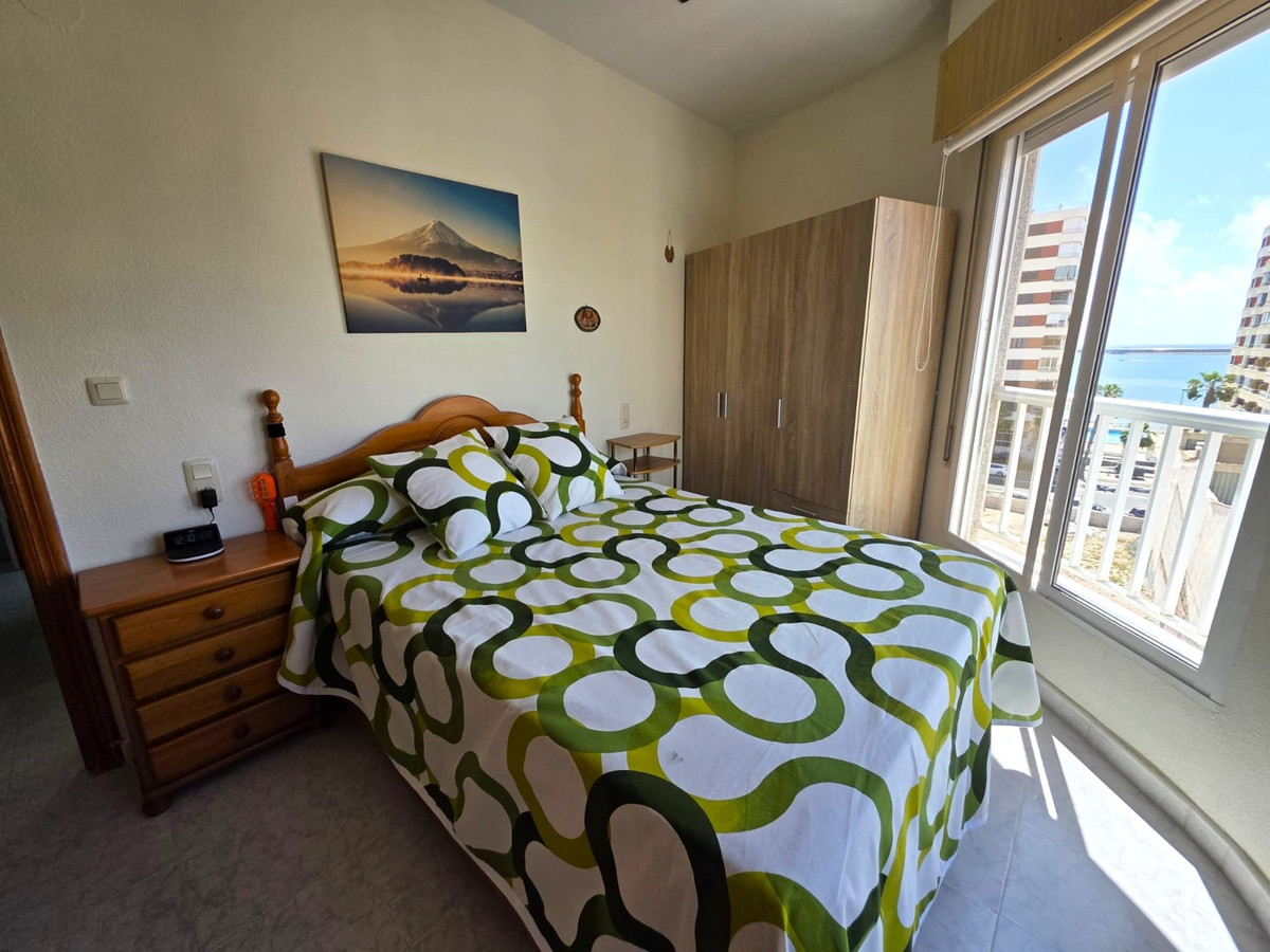 Se vende Apartamento Planta Baja de 2 dormitorios en Costa Blanca, Alicante, España