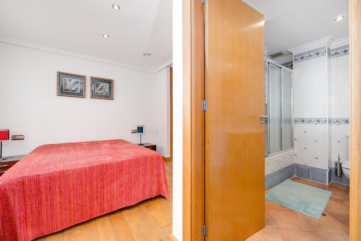 Se vende Ático de 3 dormitorios en Costa Blanca, Alicante, España