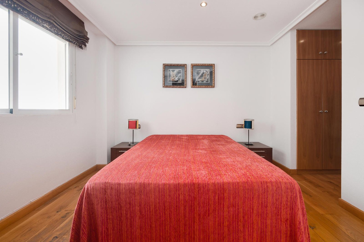 Se vende Ático de 3 dormitorios en Costa Blanca, Alicante, España