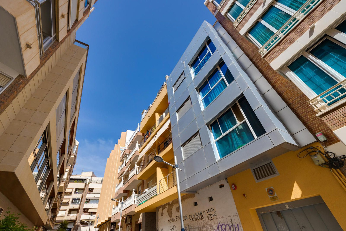 Se vende Ático de 3 dormitorios en Costa Blanca, Alicante, España