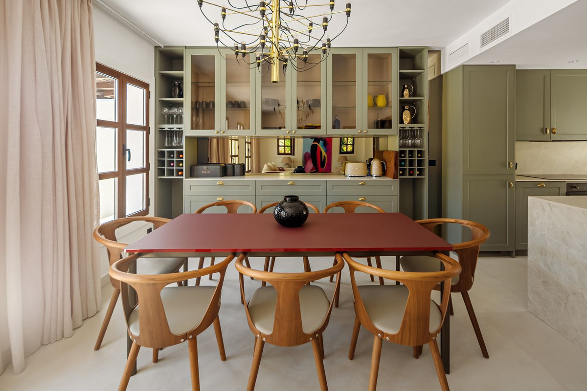 3 Bed Townhouse for sale in The Golden Mile Costa Del Sol, Málaga, Spain