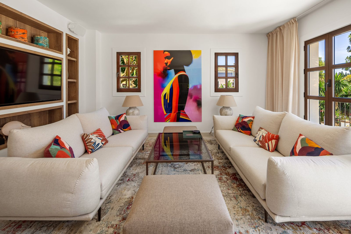 3 Bed Townhouse for sale in The Golden Mile Costa Del Sol, Málaga, Spain