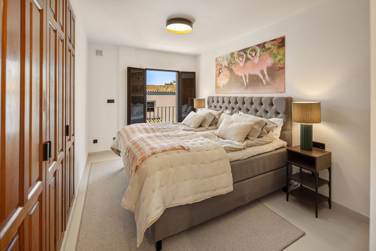 3 Bed Townhouse for sale in The Golden Mile Costa Del Sol, Málaga, Spain