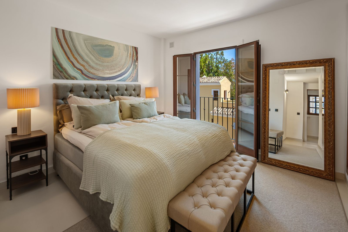 3 Bed Townhouse for sale in The Golden Mile Costa Del Sol, Málaga, Spain