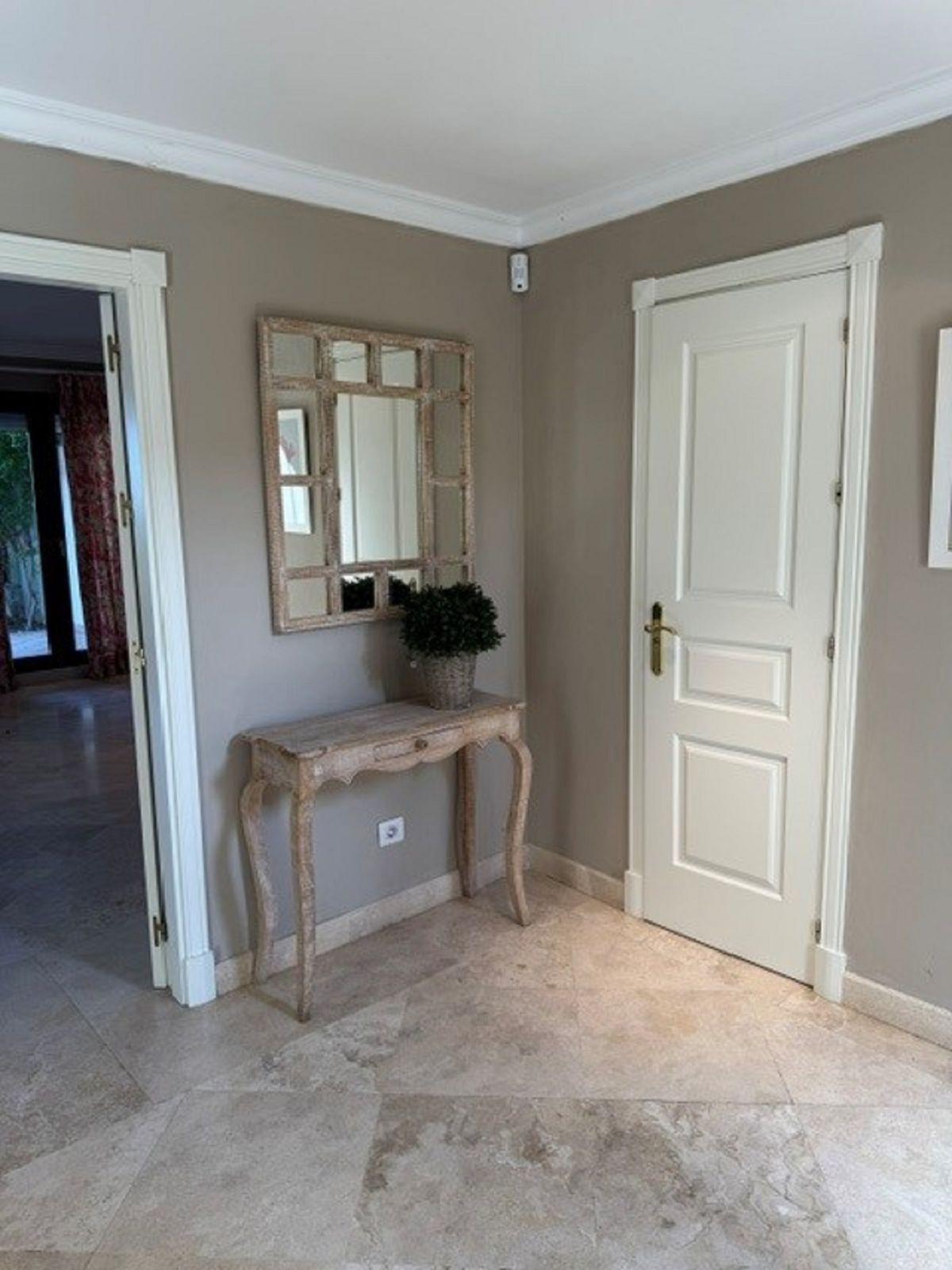 3 Bed Townhouse for sale in El Paraiso Costa Del Sol, Málaga, Spain