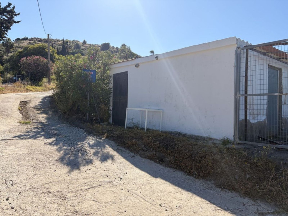 Se vende Finca - Cortijo de 1 dormitorios en Costa Del Sol, Málaga, España