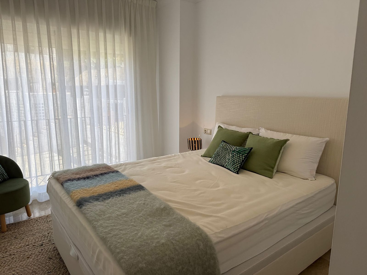 3 Bed Apartment for sale in La Mairena Costa Del Sol, Málaga, Spain