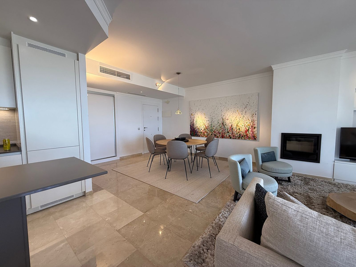 3 Bed Apartment for sale in La Mairena Costa Del Sol, Málaga, Spain