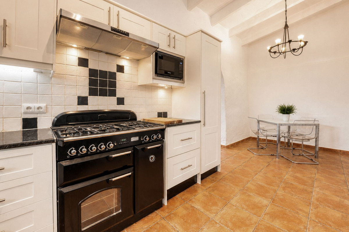 2 Bed Townhouse for sale in Alhaurín El Grande Costa Del Sol, Málaga, Spain