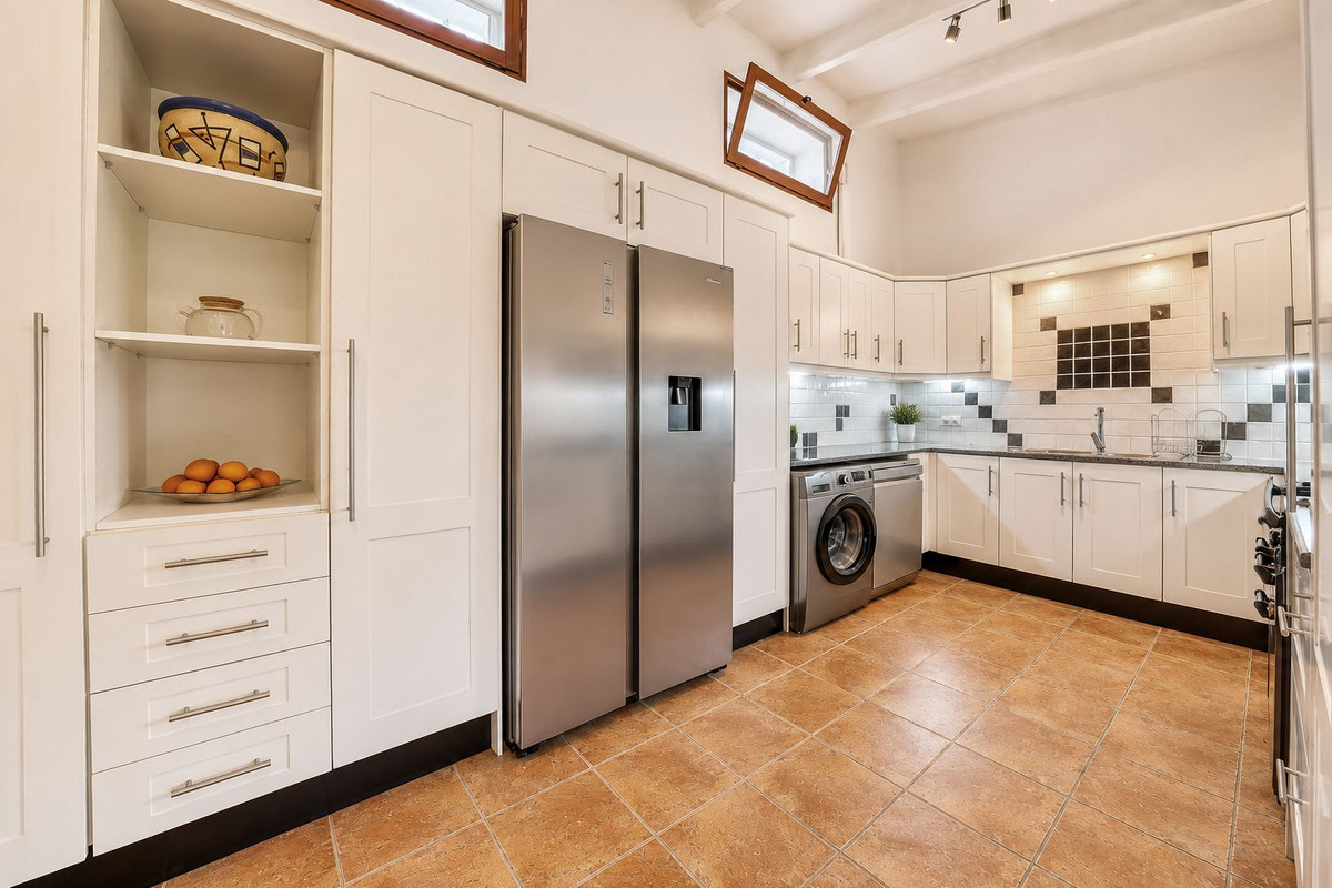 2 Bed Townhouse for sale in Alhaurín El Grande Costa Del Sol, Málaga, Spain