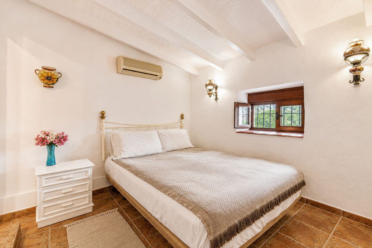 2 Bed Townhouse for sale in Alhaurín El Grande Costa Del Sol, Málaga, Spain