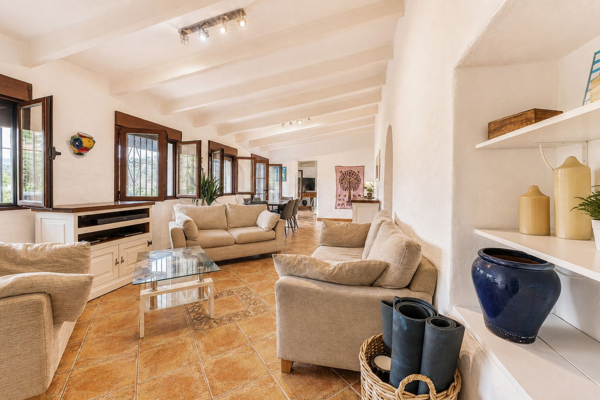 2 Bed Townhouse for sale in Alhaurín El Grande Costa Del Sol, Málaga, Spain