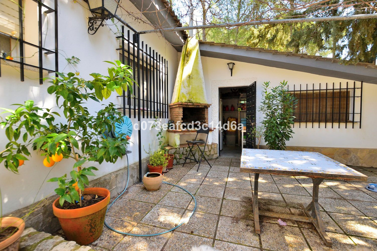 3 Bed Townhouse for sale in Ronda Costa Del Sol, Málaga, Spain