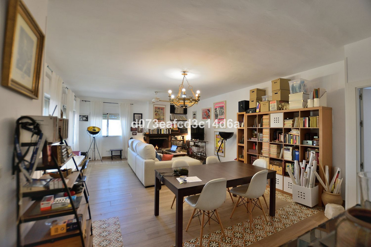 3 Bed Townhouse for sale in Ronda Costa Del Sol, Málaga, Spain