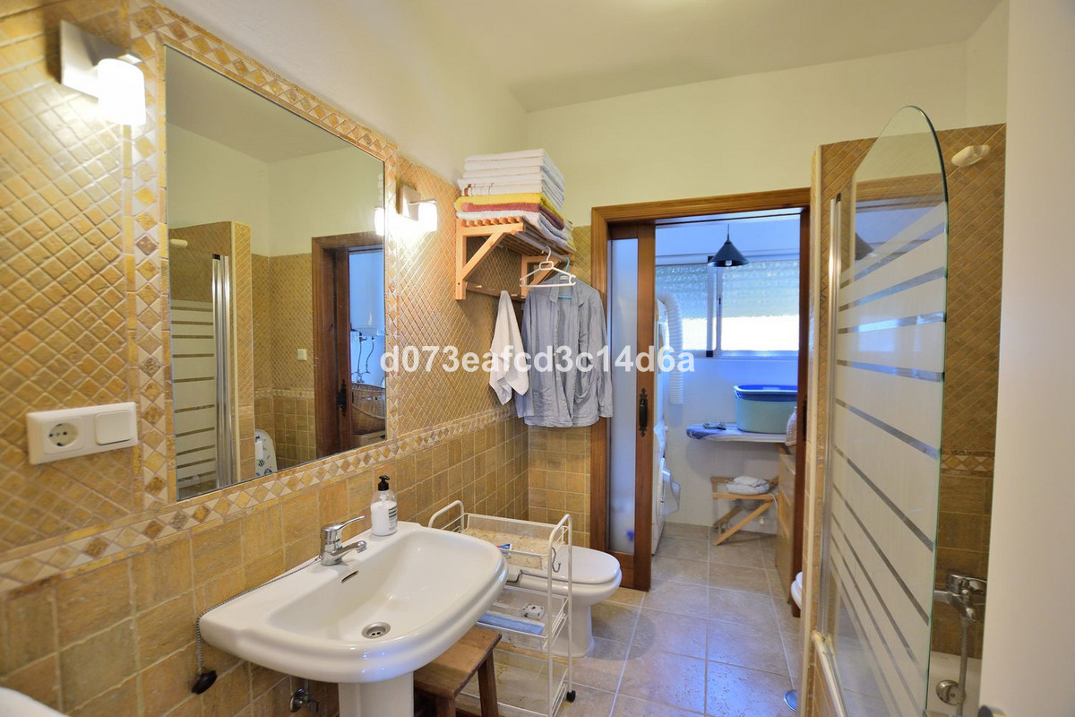 3 Bed Townhouse for sale in Ronda Costa Del Sol, Málaga, Spain